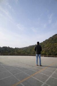 Read more about the article Still Dreaming of Growing Taller? Here’ how to Increase Your Height Naturally in 2025