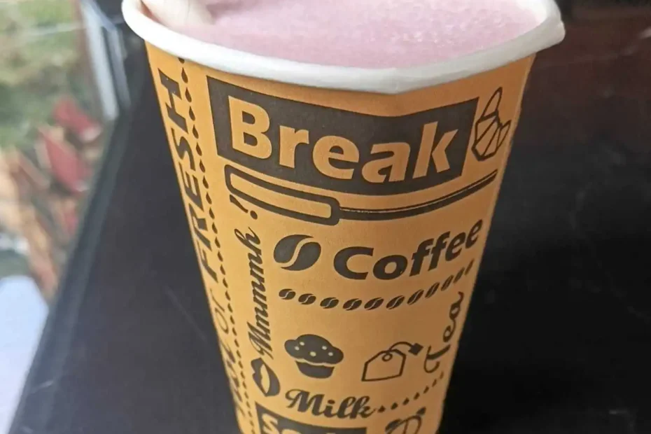 How to Make Strawberry Smoothie and Its Health Benefits